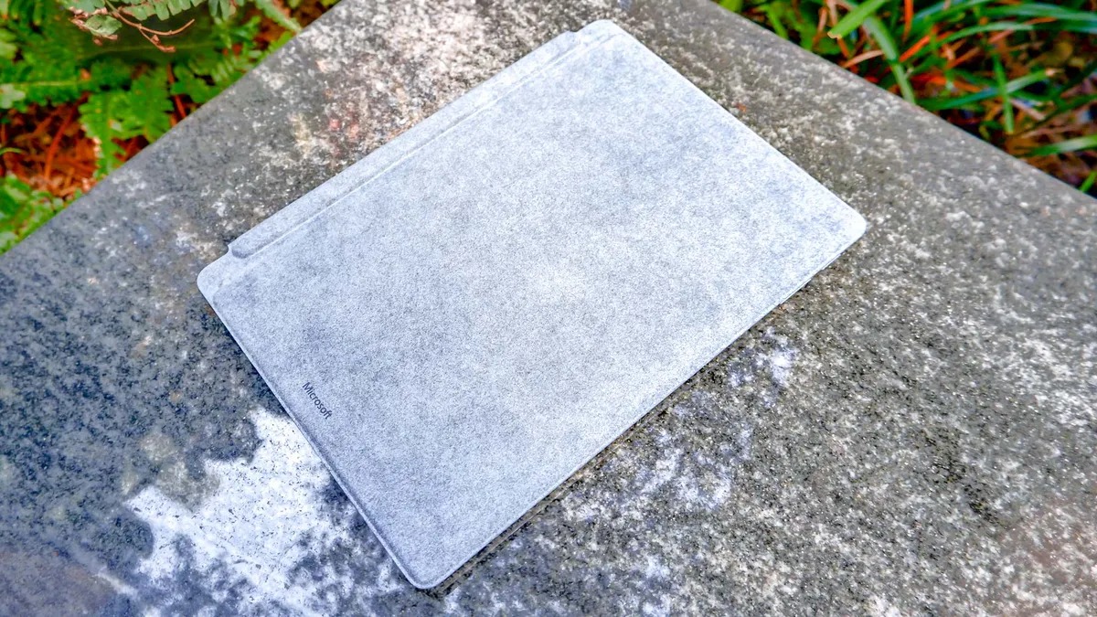 نقد و بررسی کامل تبلت مایکروسافت سورفیس 9 پرو - Microsoft Surface Pro 9