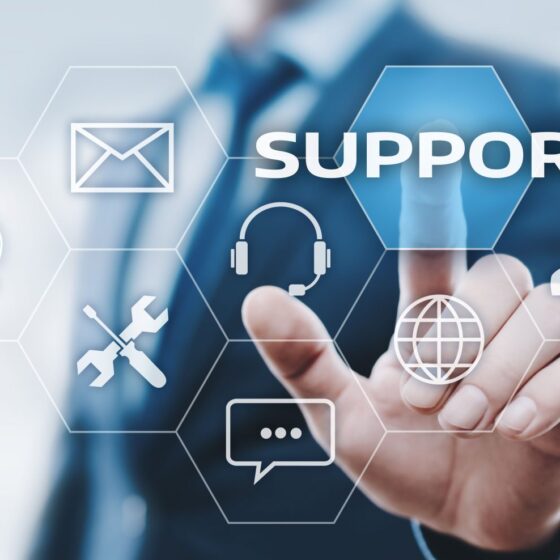 چگونه از پشتیبانی بروکرها برای معاملات بهتر استفاده کنیم؟